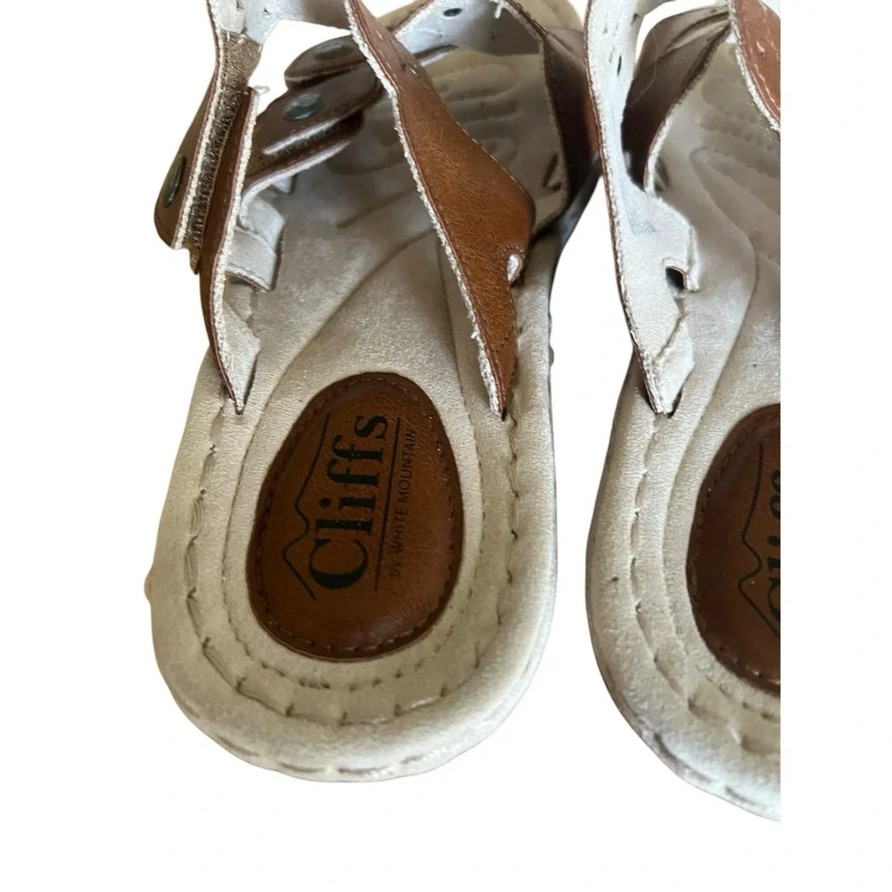 Women's CLIFFS By White Mountain Sandals Caring Size 9.5M‎ Super Cute
